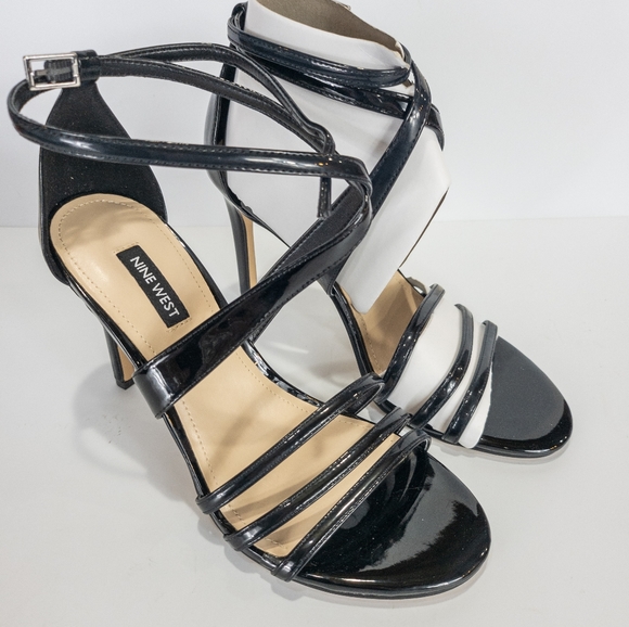 Nine West Ilov Dress Sandals Black -7 - Picture 2 of 5